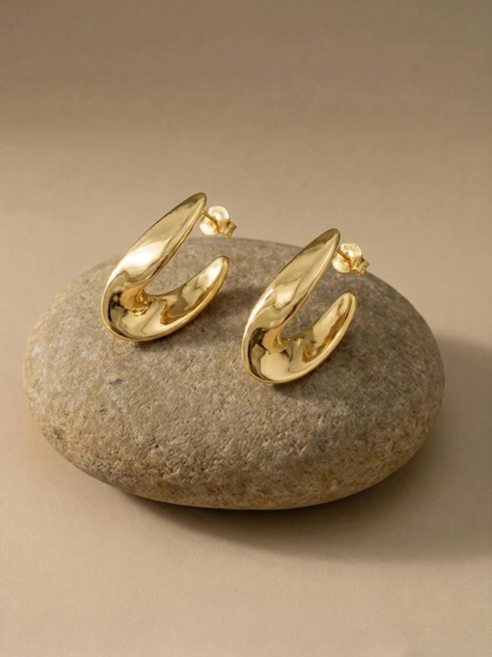 Gold Sculptural Curved Teardrop Hoop Earrings